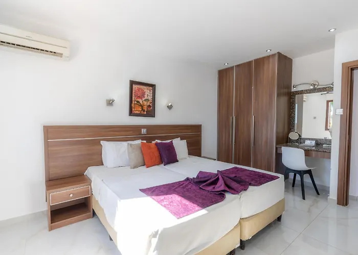 Amethyst Napa Annex Apartments